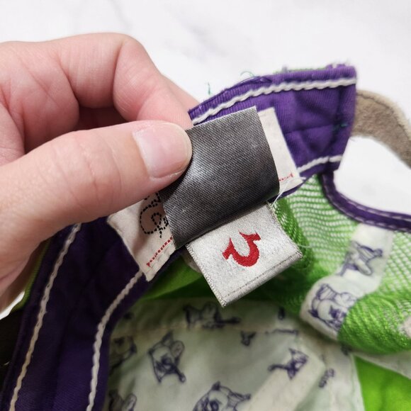 True Religion Vintage Y2K XXX Distressed Baseball Trucker Hat Horseshoe Green OS - Picture 7 of 8